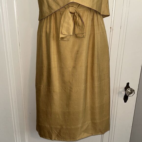 Vintage 50s/60s Saks Fifth Avenue gold dress outfit with bow on front - Picture 3 of 13